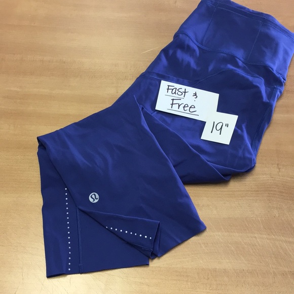 lululemon athletica Pants - Lululemon Fast and free 19” crop blue sz 6